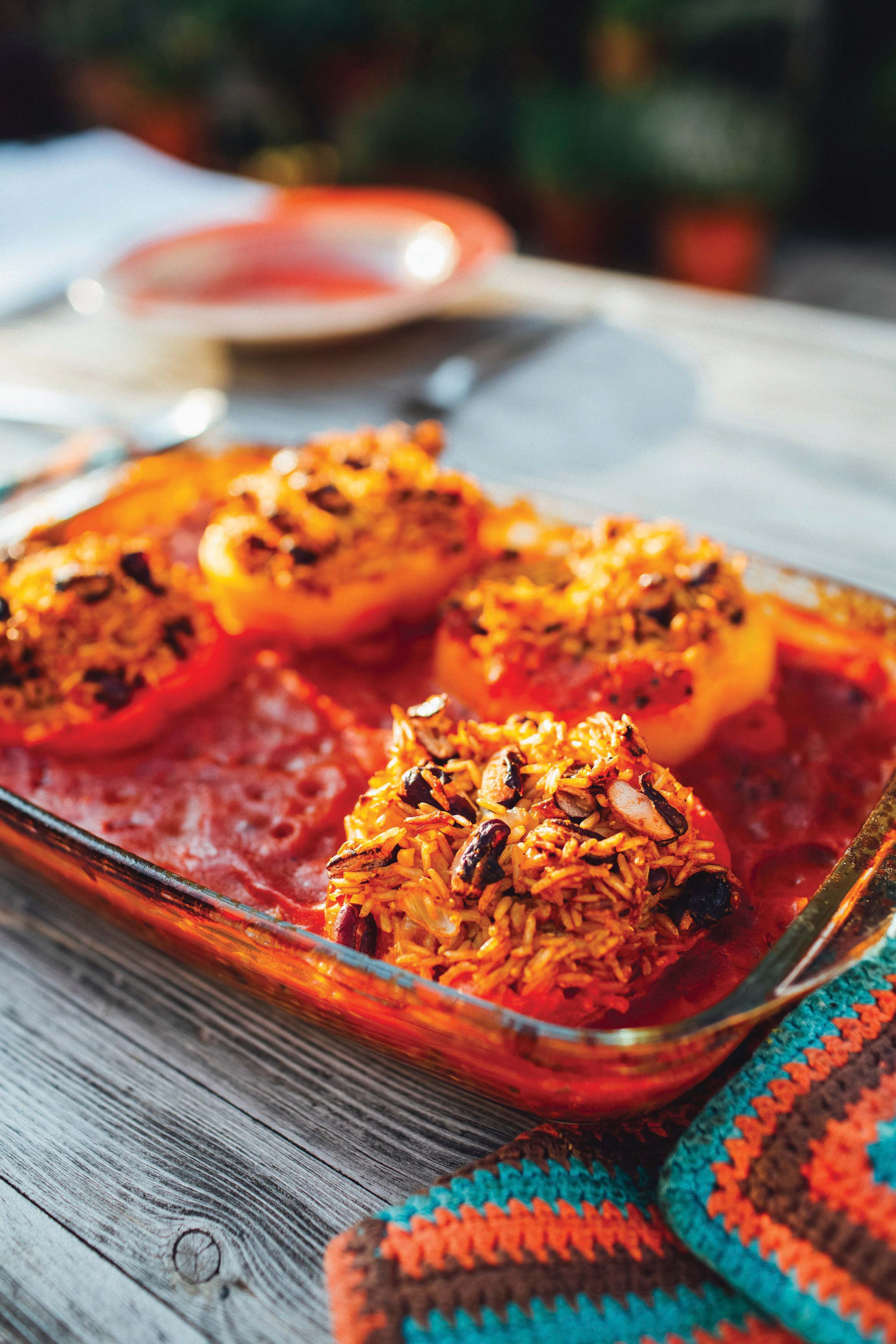 Stuffed tomatoes with peppers
